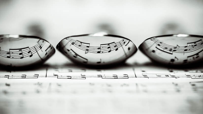 spoons reflecting music