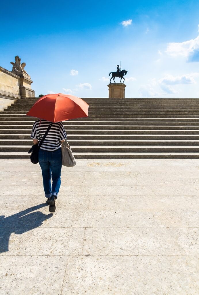 ivan sgobba red umbrella