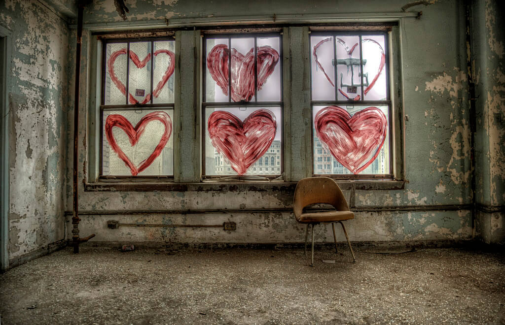 Brian Rome - metro heart graffiti