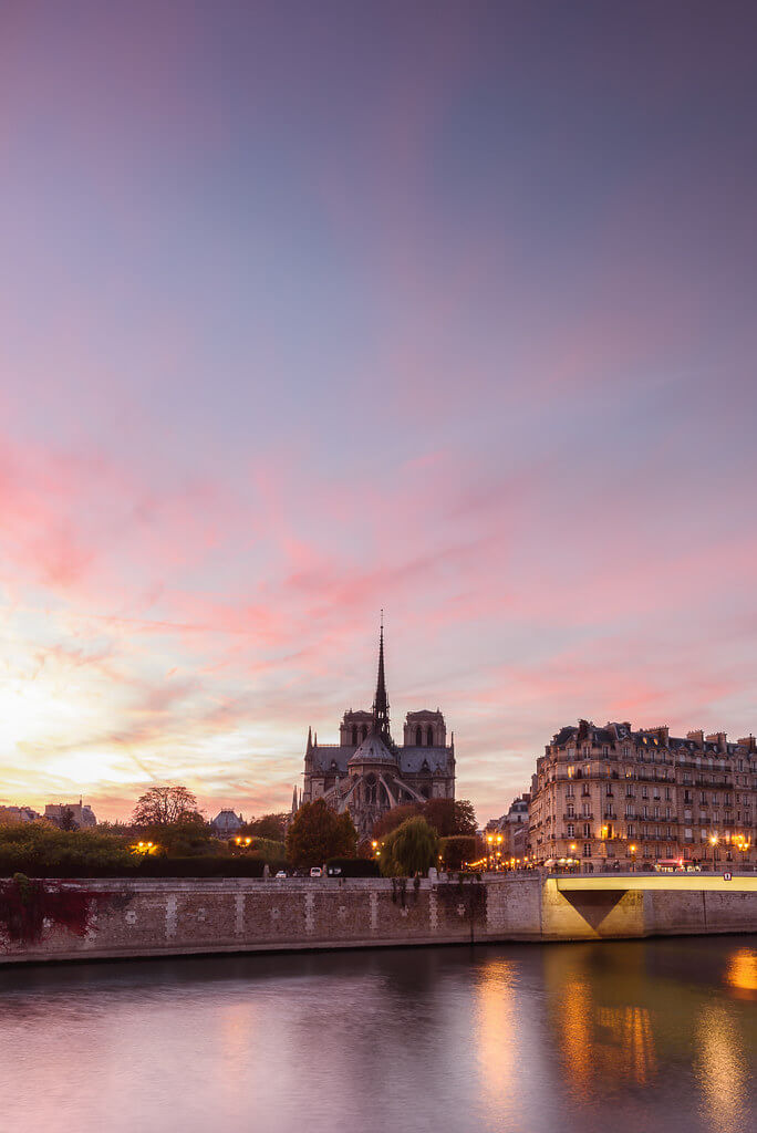 pourkoiaps - Notre-Dame au coucher de soleil
