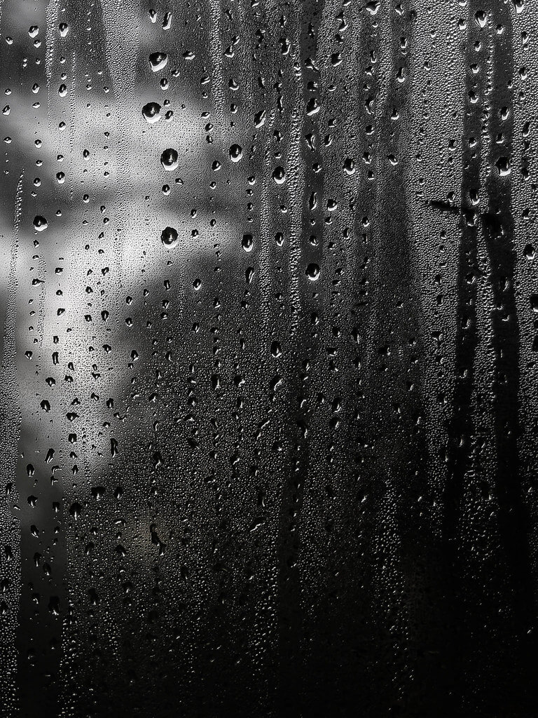 Lorenzo Frullini - Rain Drops on Window