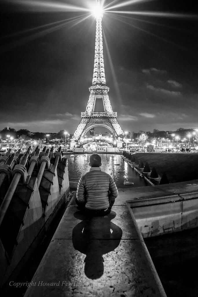 Howard Ferrier - light show Eiffel Tower