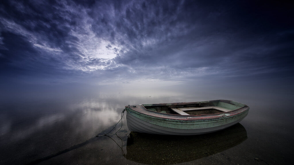 Joao Cruz Santos - boat on water